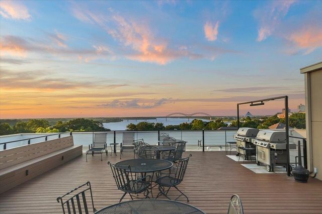 648 S Riverside Dr Apt 207, Memphis, TN 38103