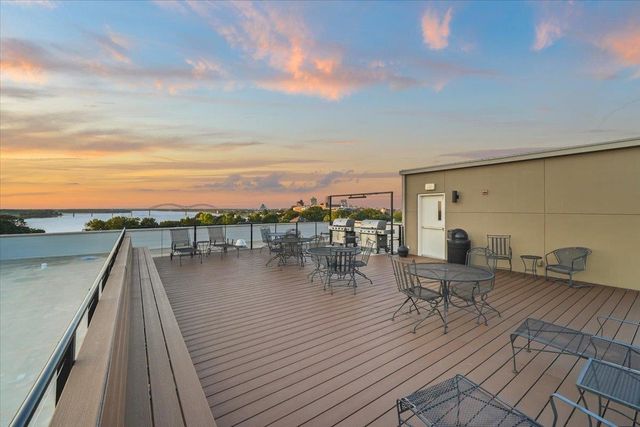 648 S Riverside Dr Apt 207, Memphis, TN 38103