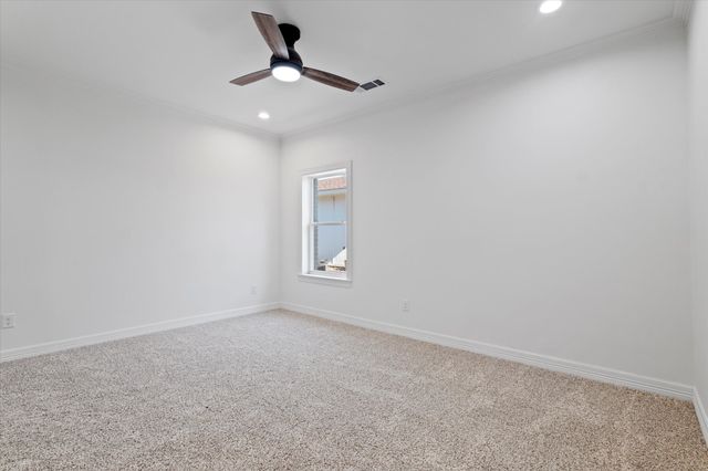 5552 Vaden Street, The Colony, TX 75056