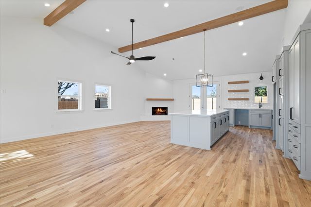 5552 Vaden Street, The Colony, TX 75056