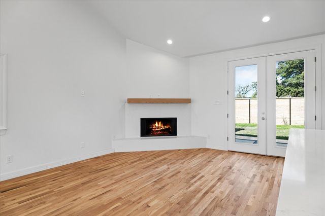 5552 Vaden Street, The Colony, TX 75056