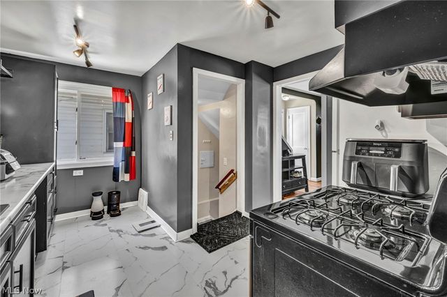 4911 Tuxedo Avenue, Parma, OH 44134