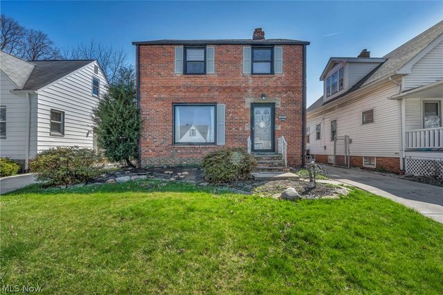 4911 Tuxedo Avenue, Parma, OH 44134