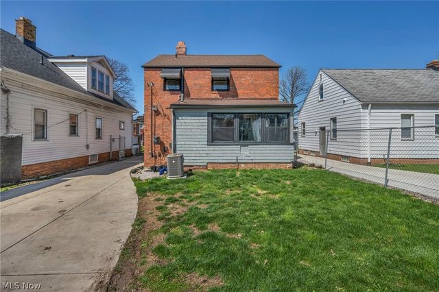 4911 Tuxedo Avenue, Parma, OH 44134