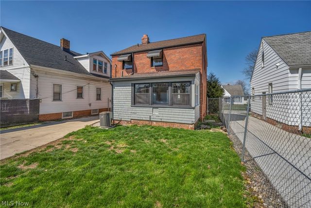4911 Tuxedo Avenue, Parma, OH 44134