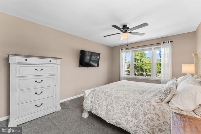 209 E FAIRWOOD DR, Chalfont, PA 18914