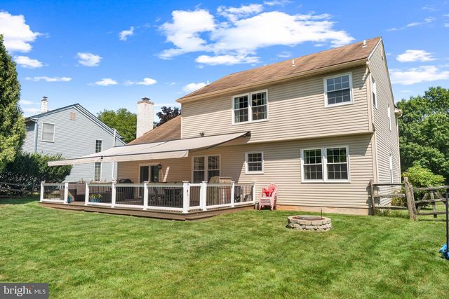 209 E FAIRWOOD DR, Chalfont, PA 18914
