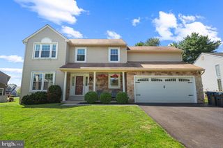 209 E FAIRWOOD DR, Chalfont, PA 18914