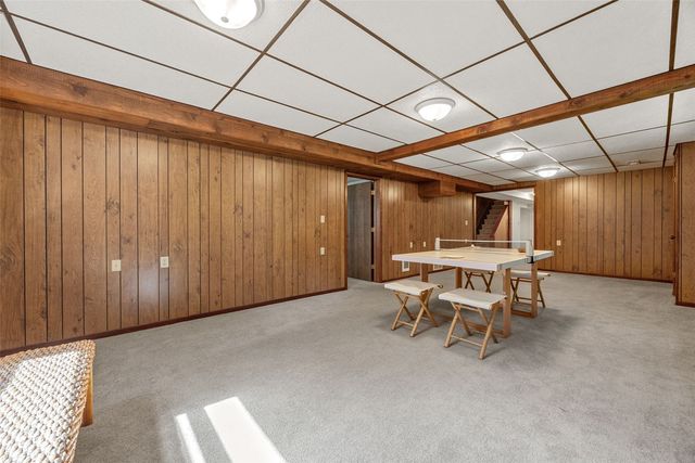 7 West View Acres, Iowa City, IA 52240