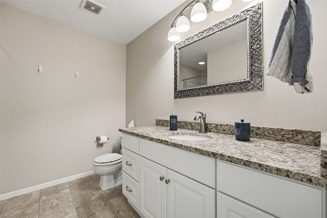 7 West View Acres, Iowa City, IA 52240