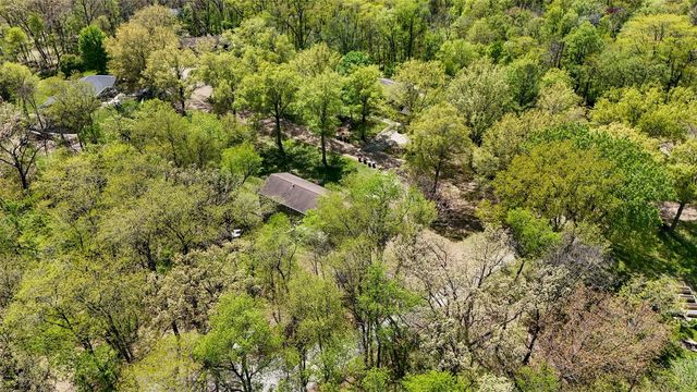 7 West View Acres, Iowa City, IA 52240