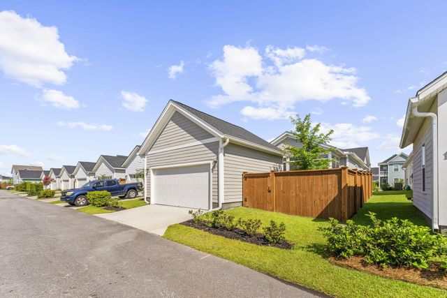 321 Eclipse Street, Summerville, SC 29486