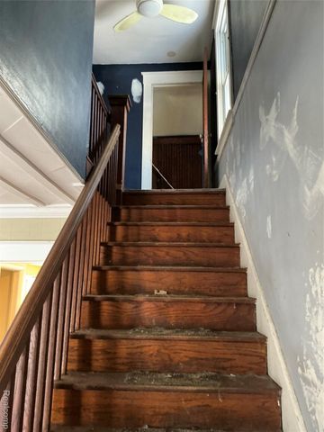 1130 E Breckenridge Street, Ferndale, MI 48220