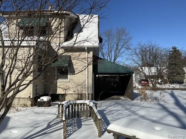 1130 E Breckenridge Street, Ferndale, MI 48220