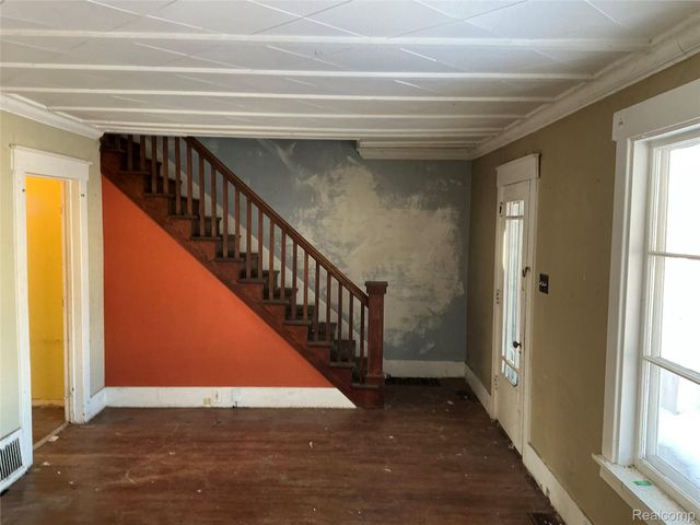 1130 E Breckenridge Street, Ferndale, MI 48220