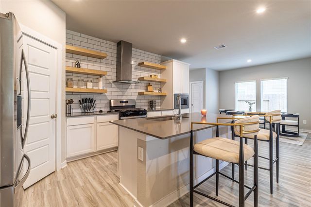 3020 Stock Orchard Lane, Houston, TX 77047