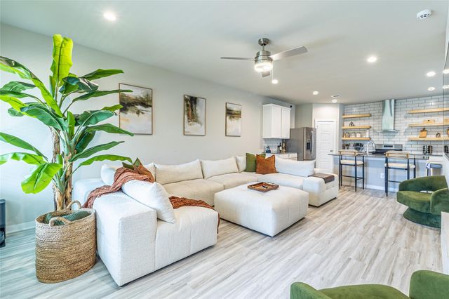 3020 Stock Orchard Lane, Houston, TX 77047