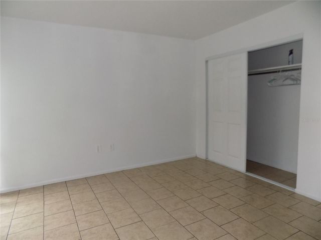 2811 SW ARCHER ROAD x 201, Gainesville, FL 32608