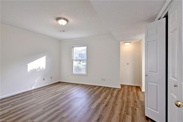101 Burnt Bridge WAY, Yorktown, VA 23692