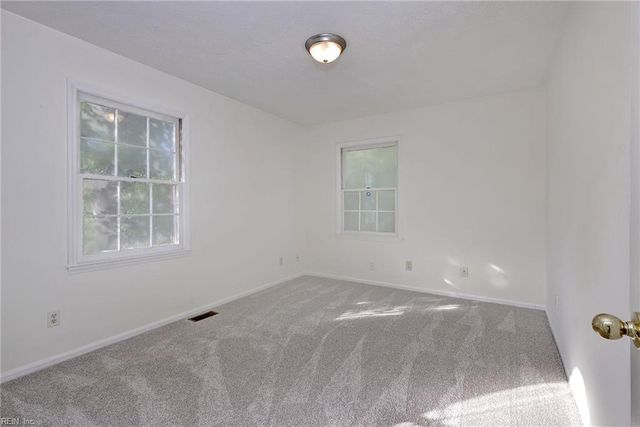 101 Burnt Bridge WAY, Yorktown, VA 23692