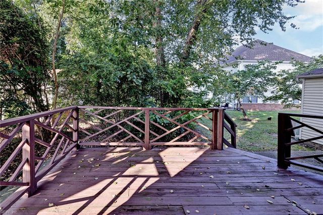 101 Burnt Bridge WAY, Yorktown, VA 23692