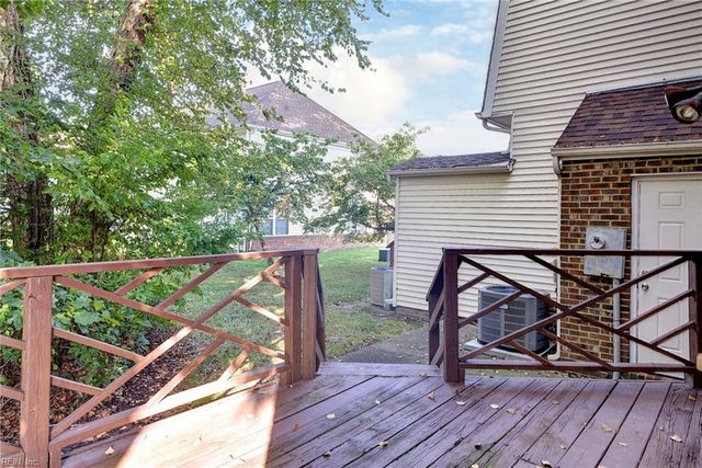 101 Burnt Bridge WAY, Yorktown, VA 23692