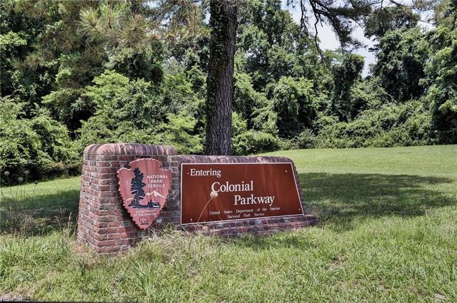 101 Burnt Bridge WAY, Yorktown, VA 23692