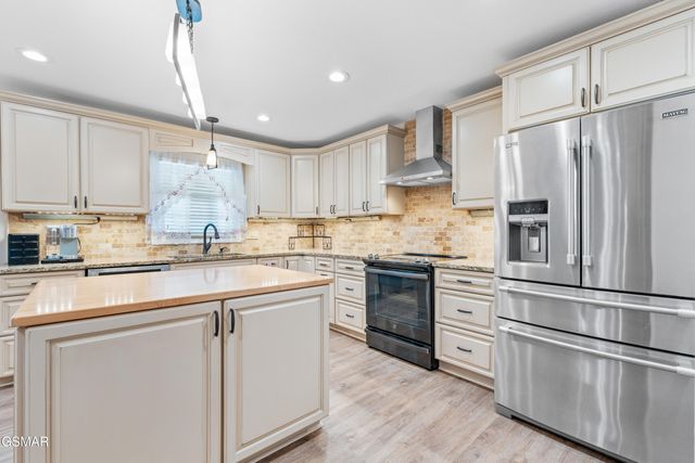 1623 McKinley View Boulevard, Sevierville, TN 37862