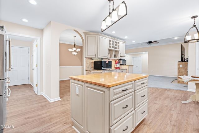 1623 McKinley View Boulevard, Sevierville, TN 37862