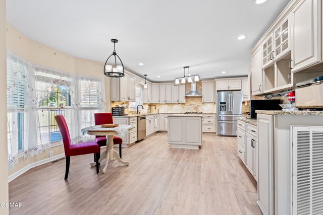 1623 McKinley View Boulevard, Sevierville, TN 37862