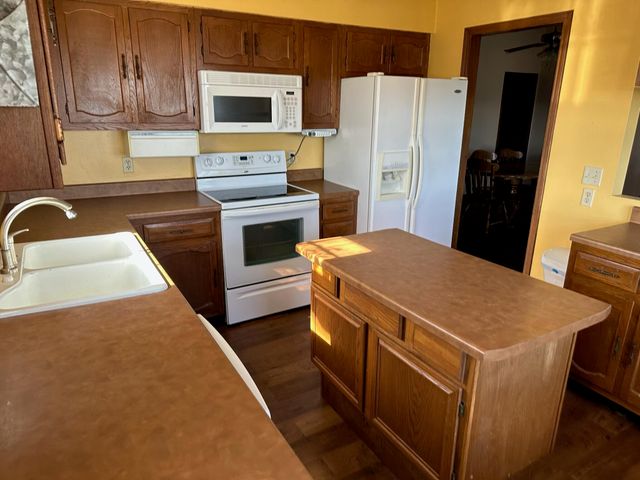 3100 State Highway Dd, Branson West, MO 65737