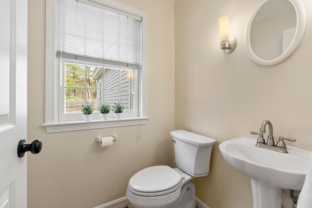 7 Rooks Way, Westford, MA 01886