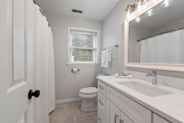 7 Rooks Way, Westford, MA 01886