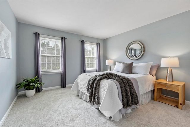 7 Rooks Way, Westford, MA 01886