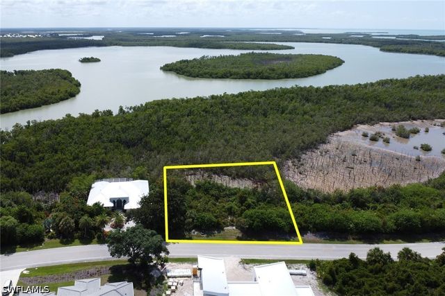 792 Whiskey Creek DR, Marco Island, FL 34145