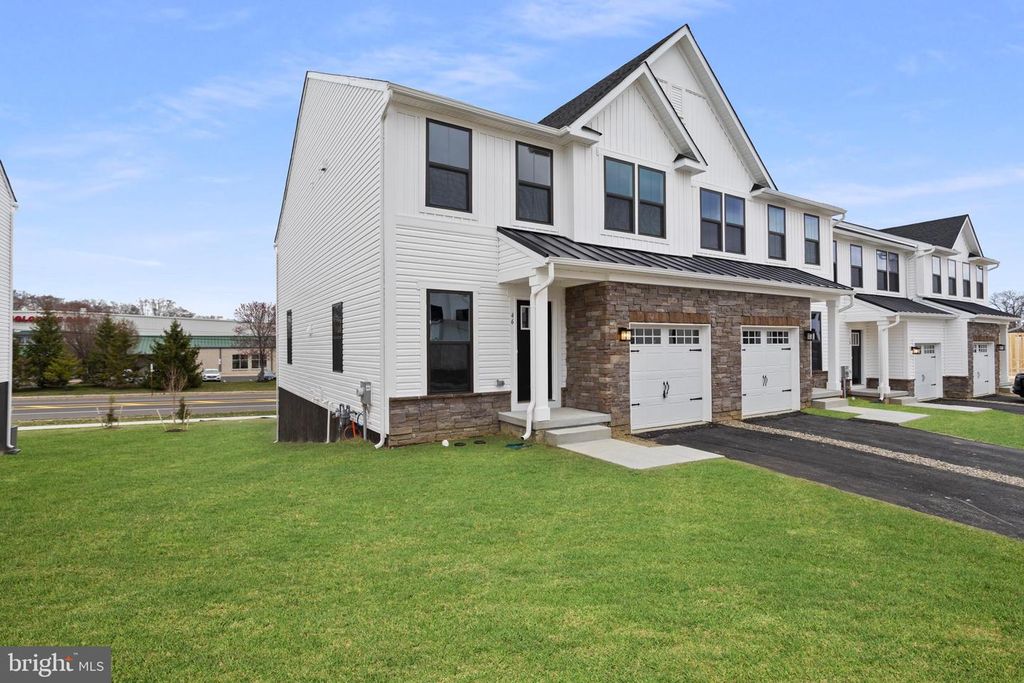46 ROSEMARY WAY, Mount Laurel, NJ 08054