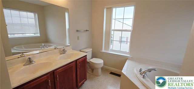 3791 Knight Drive, Lower Macungie Twp, PA 18062