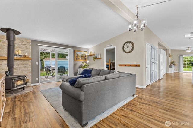 22814 283rd Avenue SE, Maple Valley, WA 98038
