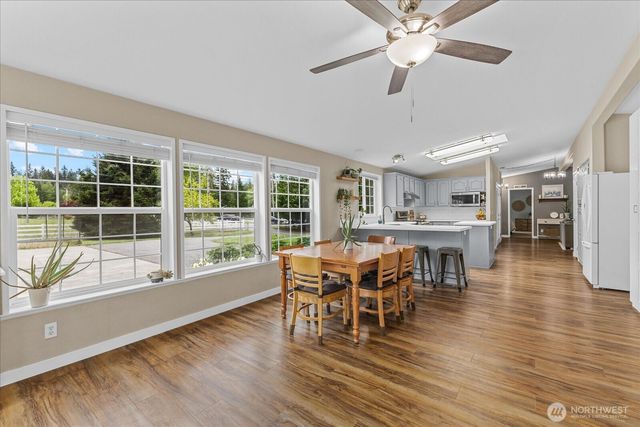 22814 283rd Avenue SE, Maple Valley, WA 98038