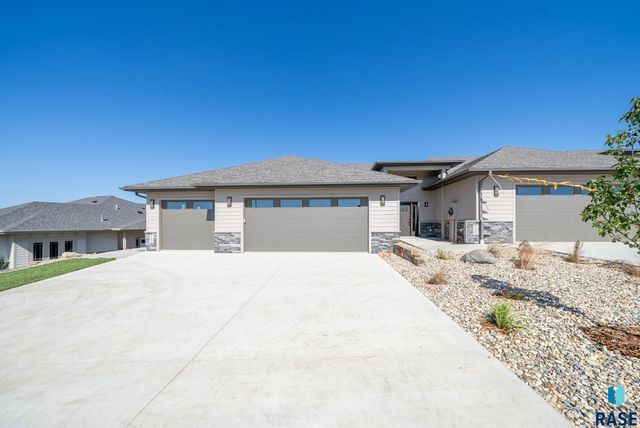 7804 E Bull Pine Trl Trail, Sioux Falls, SD 57110