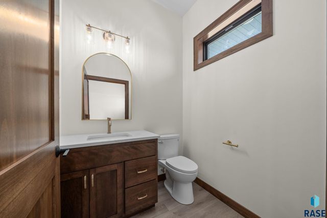 7804 E Bull Pine Trl Trail, Sioux Falls, SD 57110