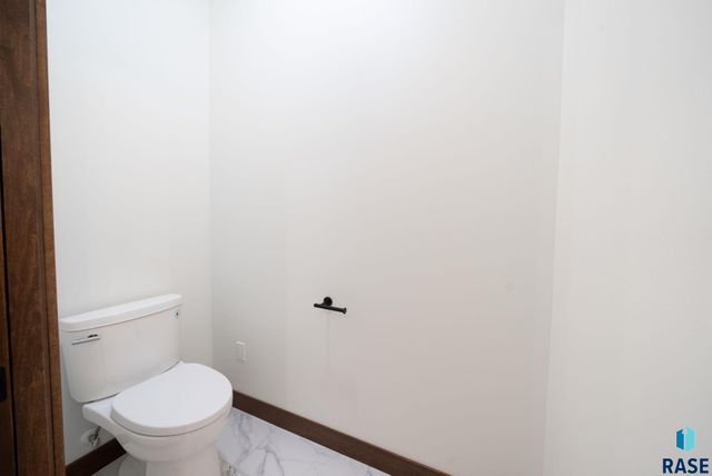 7804 E Bull Pine Trl Trail, Sioux Falls, SD 57110