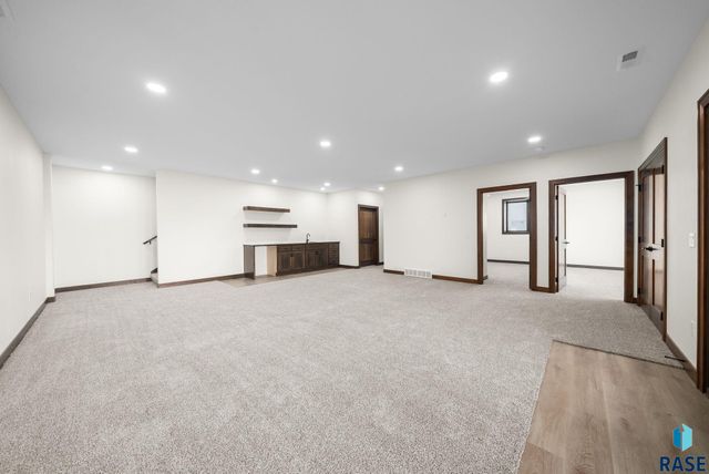 7804 E Bull Pine Trl Trail, Sioux Falls, SD 57110