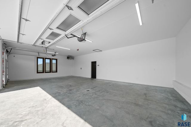 7804 E Bull Pine Trl Trail, Sioux Falls, SD 57110