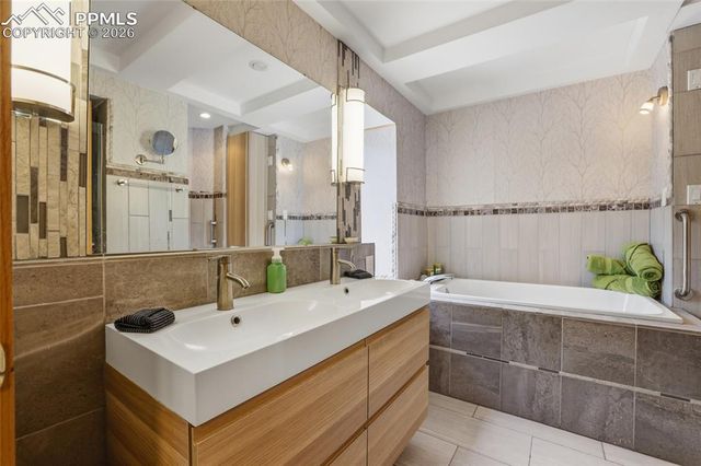 417 Union Place, Colorado Springs, CO 80906