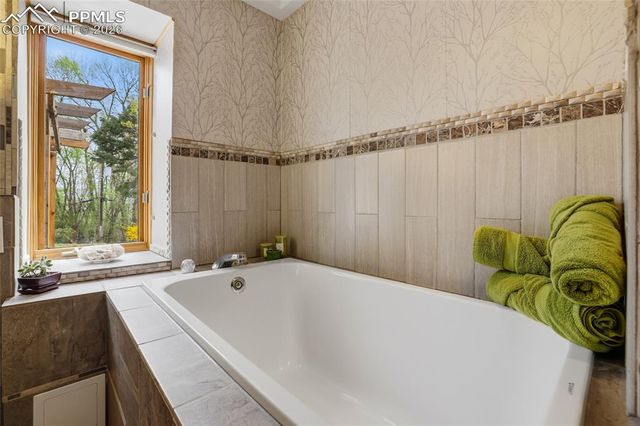 417 Union Place, Colorado Springs, CO 80906