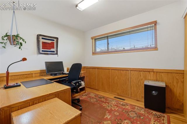 417 Union Place, Colorado Springs, CO 80906