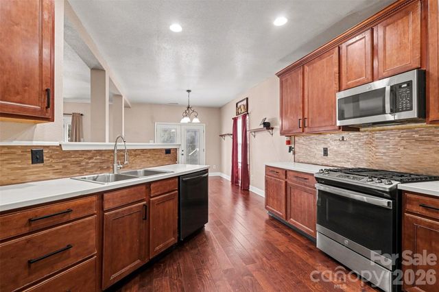 3425 Pikes Peak Drive, Gastonia, NC 28052