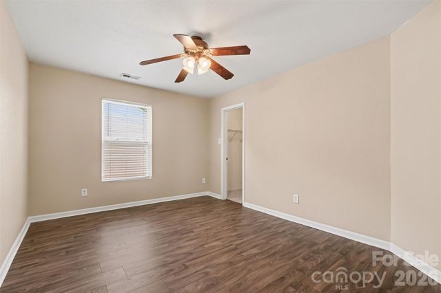 3425 Pikes Peak Drive, Gastonia, NC 28052