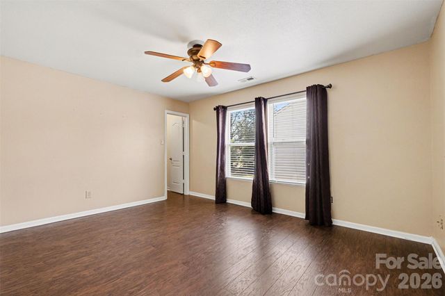 3425 Pikes Peak Drive, Gastonia, NC 28052